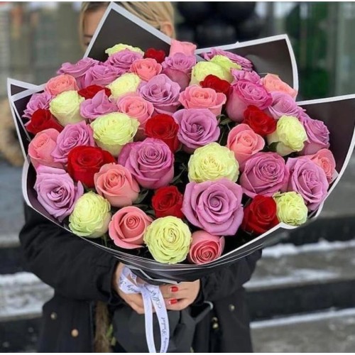 Купить на заказ Букет из 51 розы  (микс) с доставкой в Державинске