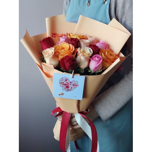 Купить на заказ 15 радужных роз с доставкой в Державинске
