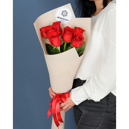 Купить на заказ Букет из 7 красных роз с доставкой в Державинске