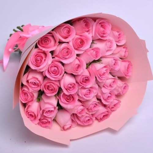 Купить на заказ Букет из 35 розовых роз с доставкой в Державинске