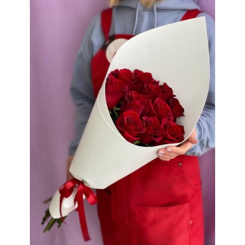 Купить на заказ 15 красных роз с доставкой в Державинске