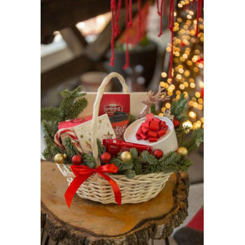 Корзина «Подарок под елку» Корзина «Подарок под елку»