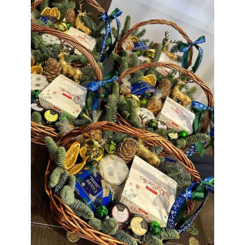 Подарочная корзина стандарт Подарочная корзина стандарт